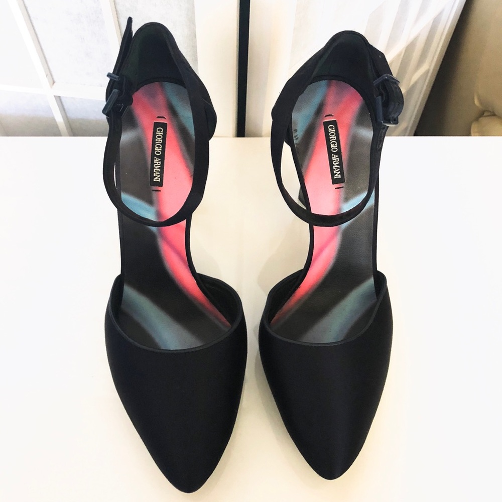 NEW GIORGIO ARMANI Black Strappy Heels - Picture 2 of 6